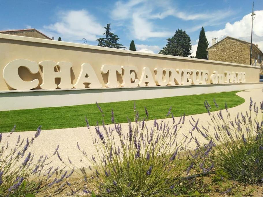 Maison De Village Châteauneuf-du-Pape Exterior photo